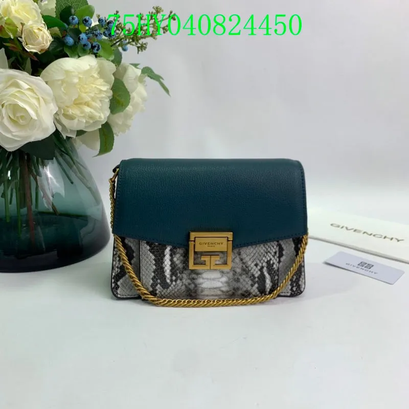 - 207 CC Quick dispatch Bags Bags - Specialized range  Givenchy