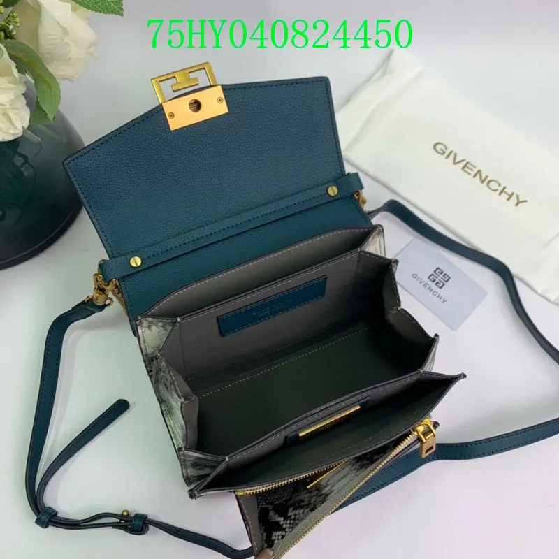 - 207 CC Quick dispatch Bags Bags - Specialized range  Givenchy
