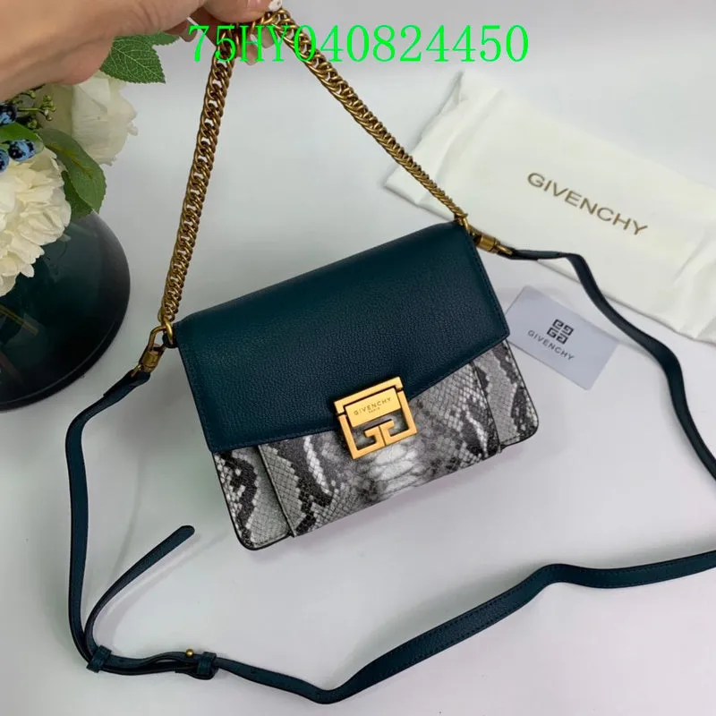 - 207 CC Quick dispatch Bags Bags - Specialized range  Givenchy