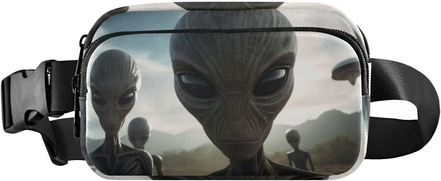 Aliens Flying Saucers Fanny Pack Hip Bag Belt Bag for Women Man Fashion Waist Pack Water-repellent Crossbody Bag for Halloween Costumes Running Hiking Jogging Travel Sport