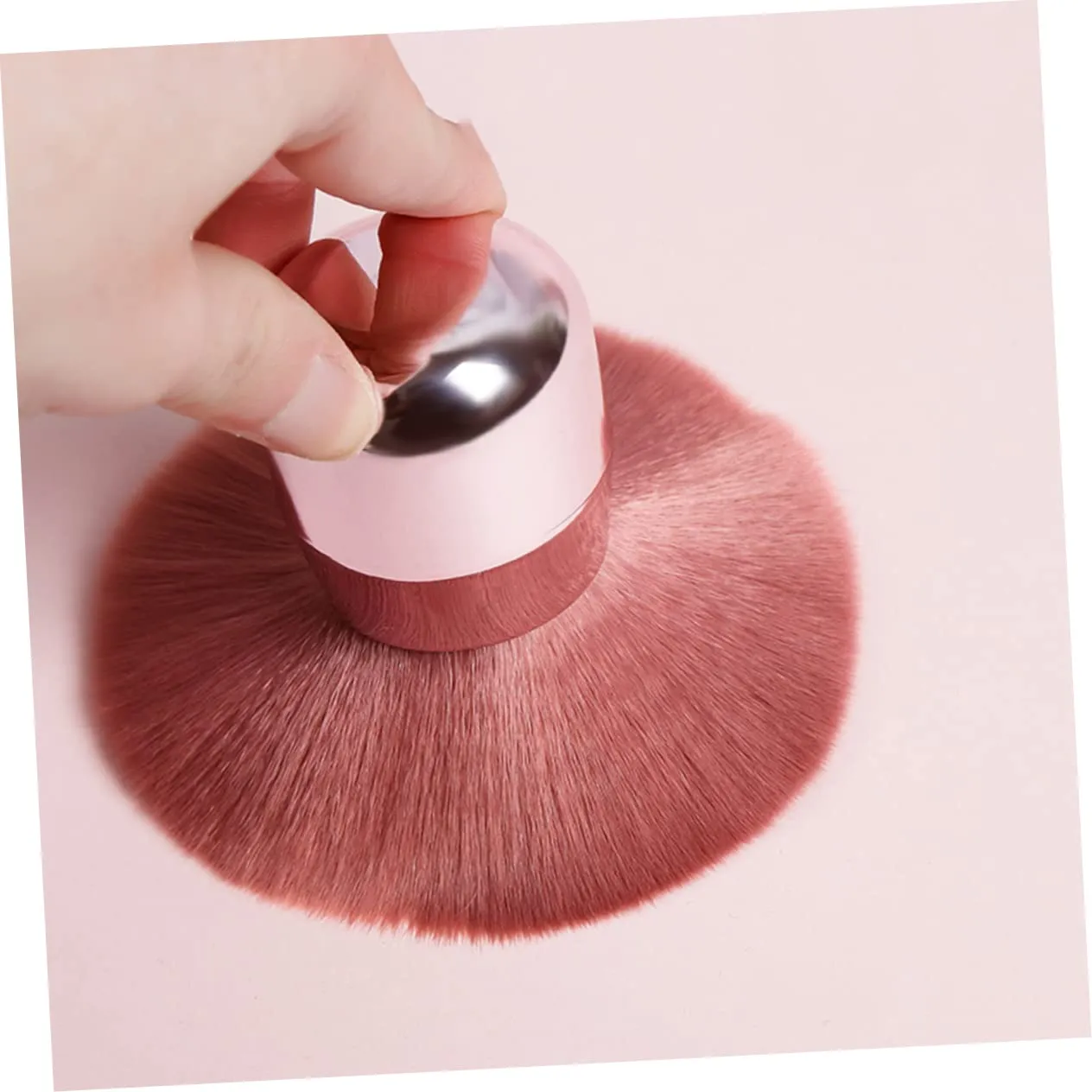 Angoily 4pcs Portable Mushroom Design Makeup Brushes Multi-functional Blusher Powder Brushes for Daily Professional Use Soft Cosmetics Precision Workmanship