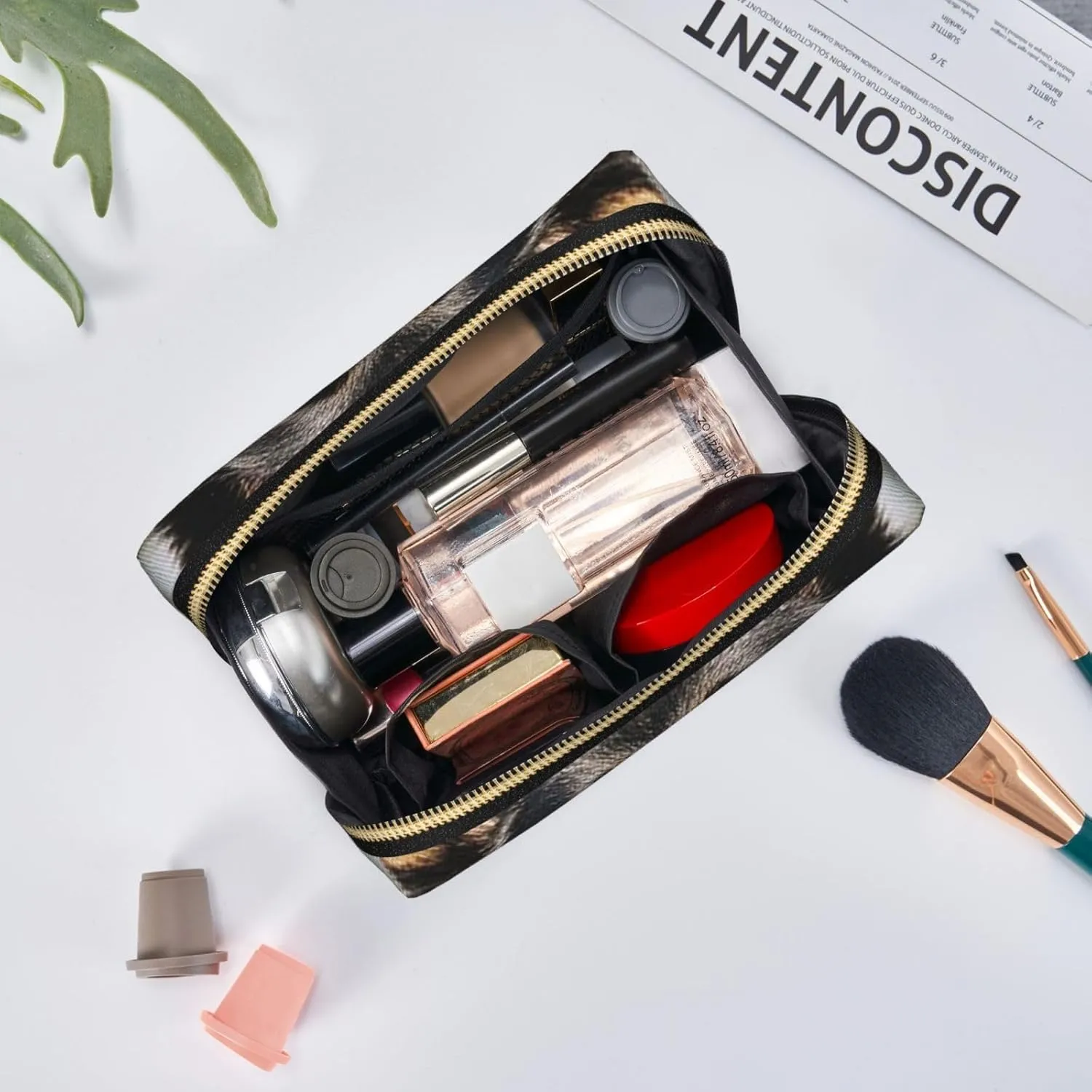 Cosmetic Bag Travel Makeup Bag Waterproof Toiletry Pouch Portable Wide Open Pouch Chickens and Farm Makeup Organizer Case Large Capacity Zipper Pouch Toiletry Bag for Women, Black German Shepherd, One