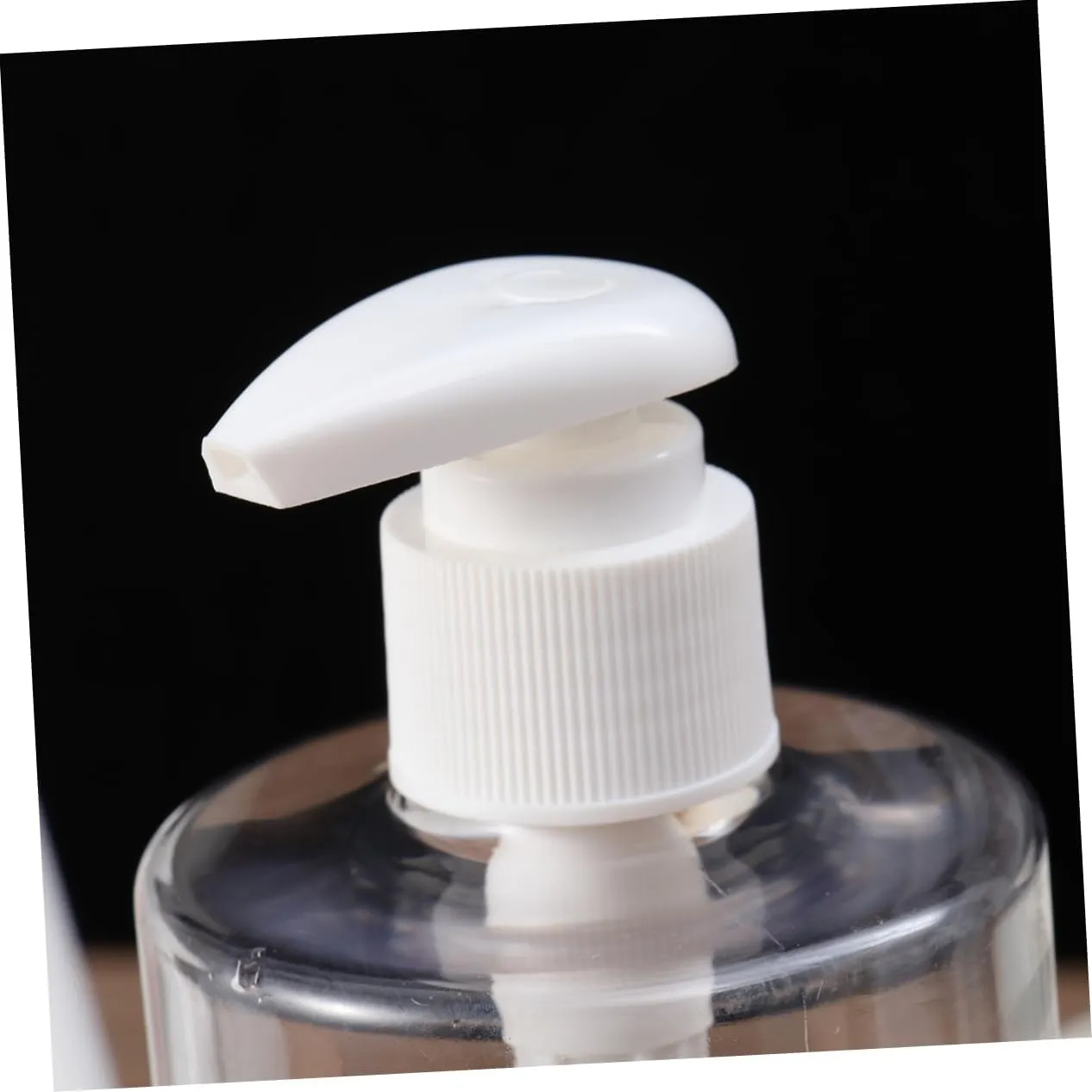 DOITOOL Silicone Purse 8 Pcs Shampoo Bottles Amber Soap Dispenser Lotion Bottle Toiletries Leakproof Travel Walking Pump