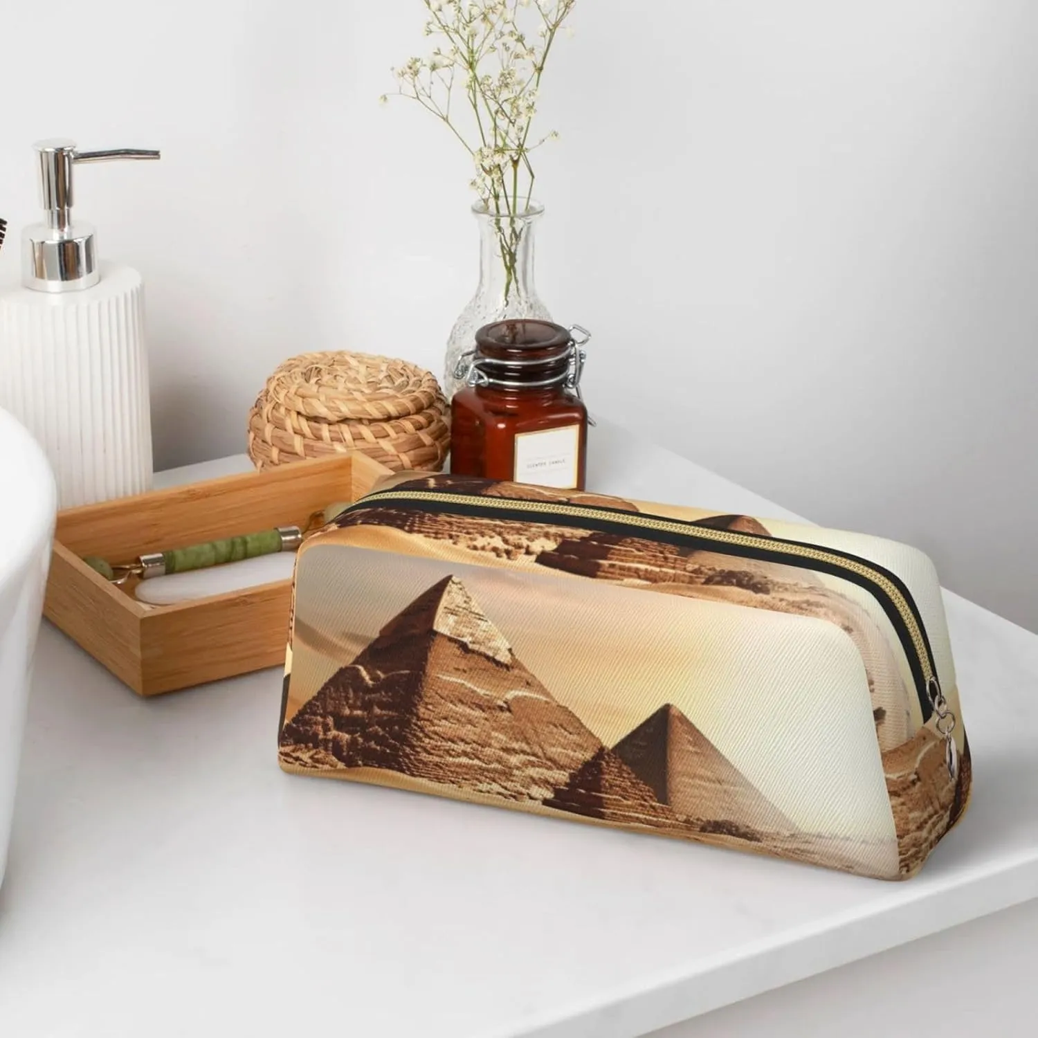 Egyptian Pyramid in Desert Makeup Bag Travel Toiletry Bag Big Pencil Bag for Women Men Leather Zipper Coin Pouch Purse