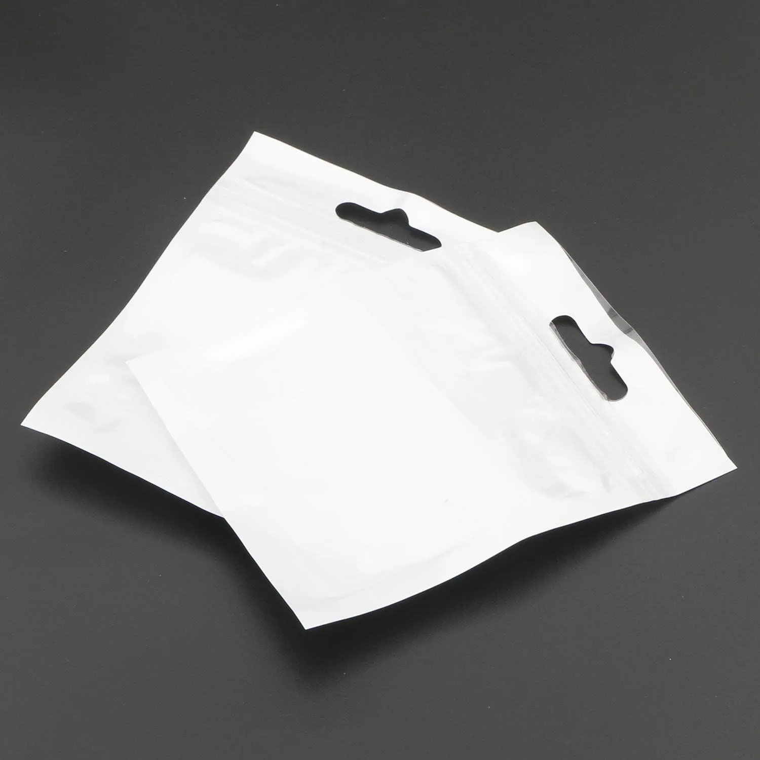 Ellbest 300pcs 3.35” x 4.33”Poly Bags with Hang Hole Resealable Zipper Bags Clear Polyethylene Seal for Industrial Food Service Bulk Food Storage Snack Sampling