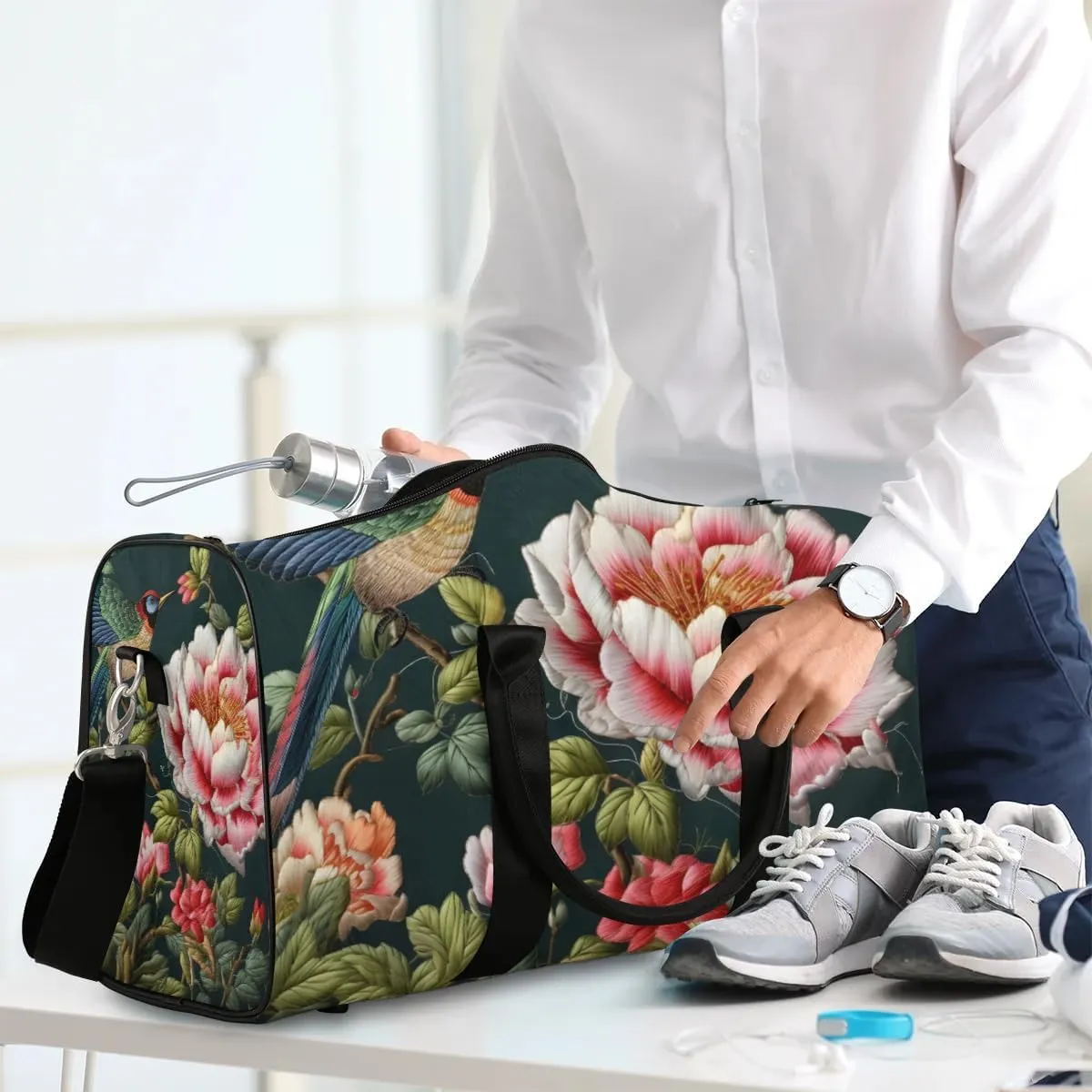 Hummingbird Travel Duffel Bag for Women Men Waterproof Foldable Overnight Weekender Bag Large Capacity Sports Gym Bag
