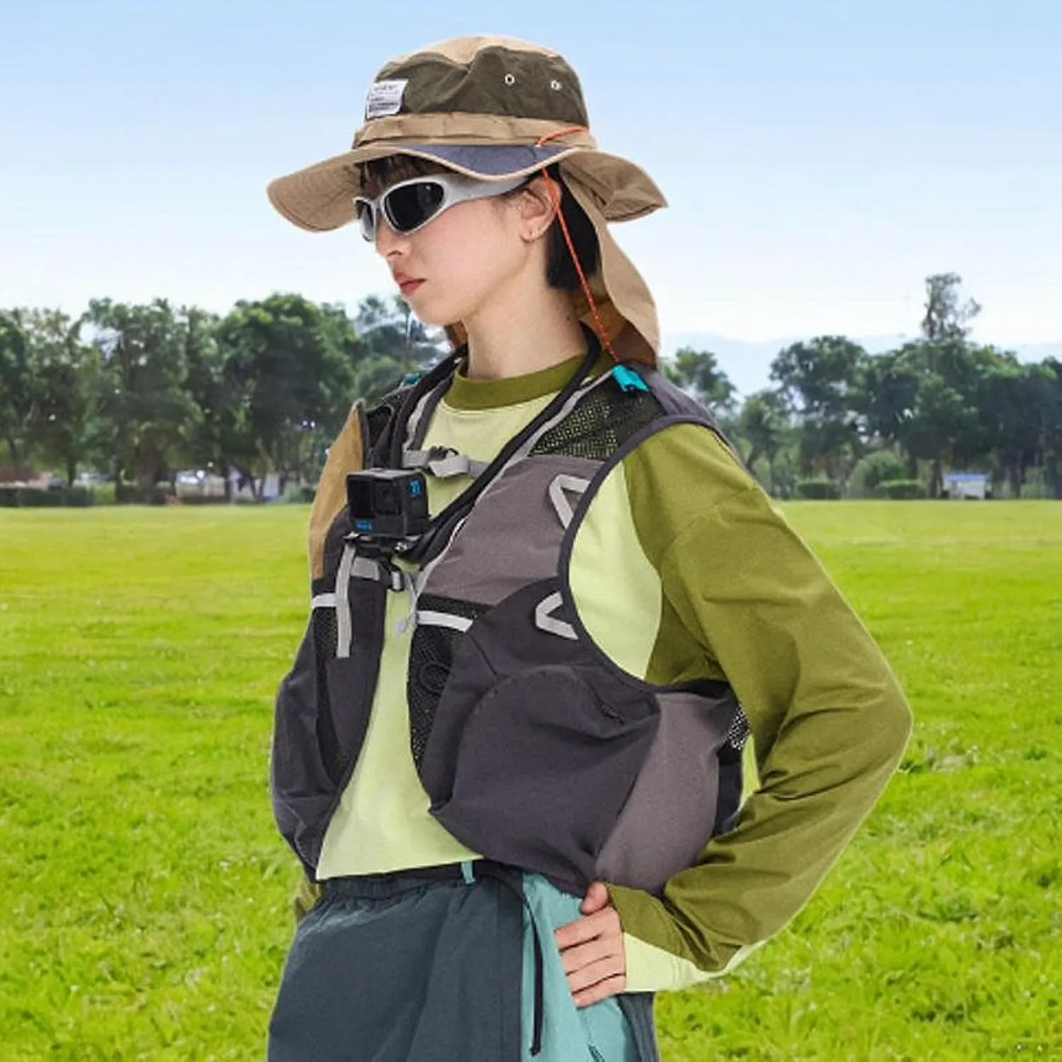 Hydration Vest for Men Women Lightweight,with Multiple Pockets,Water Backpack Hydration Vest for Jogging Race Trail Cycling