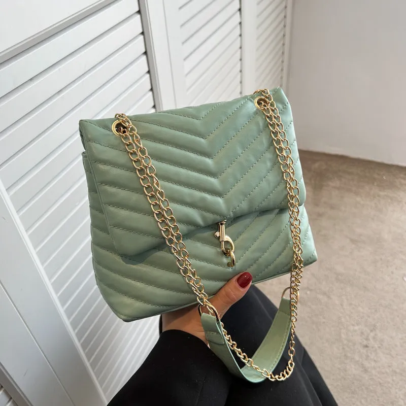 Leisure And Fashionable Embroidered Rhombus Single Shoulder Messenger Bag