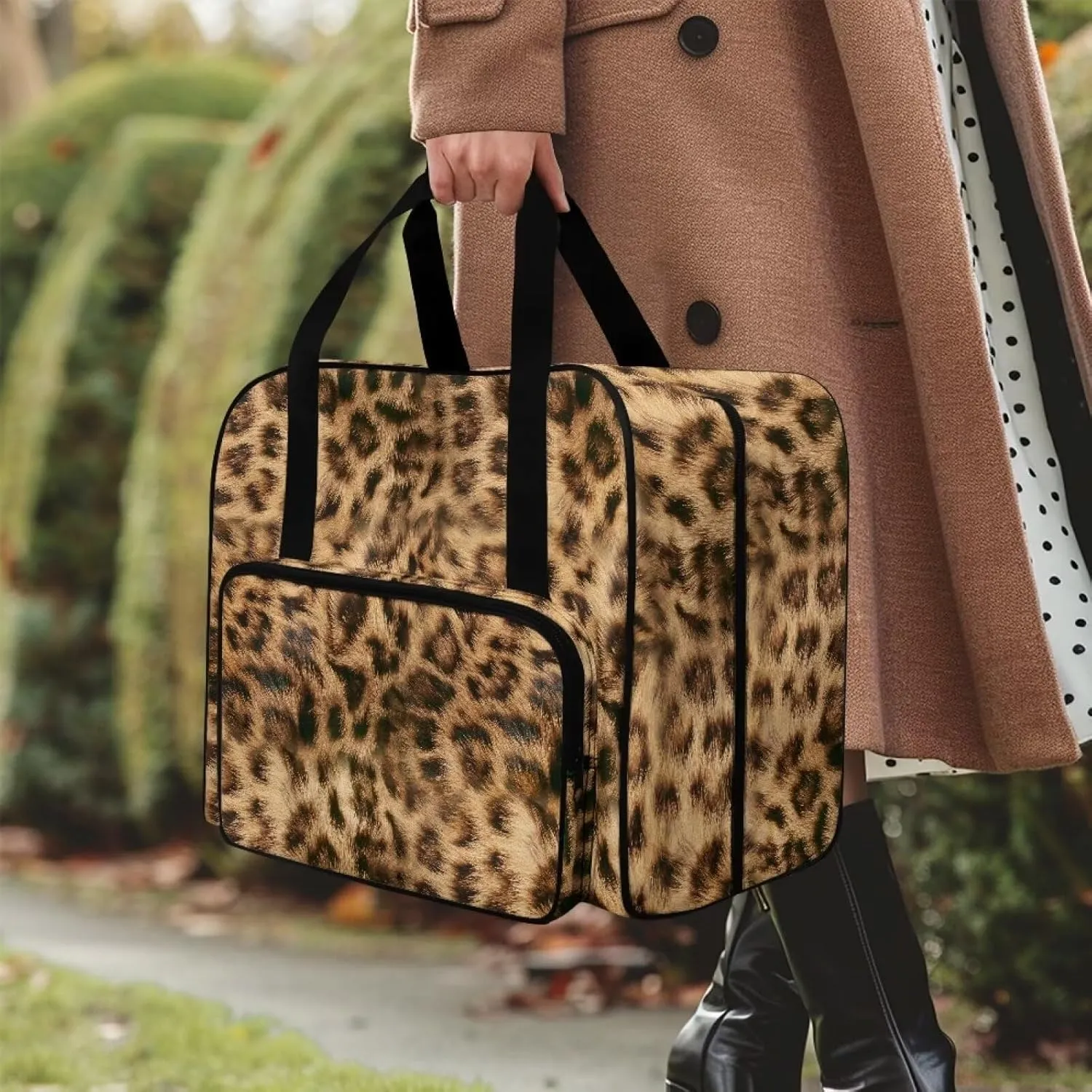 Leopard Sewing Machine Case Heavy Padded Tote Bag Portable Sewing Machine Handbag Dust Proof Compatible with Most Standard Sewing Machines