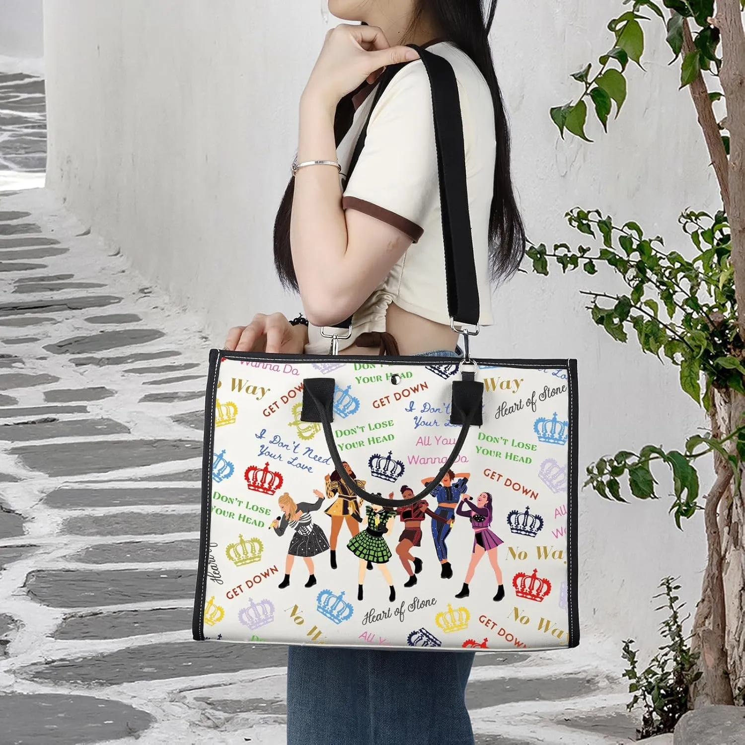 LEVLO Musical Queen Cosmetic Bag Theater Drama Fans Gift Six Queen Musical Make Up Zipper Pouch Bag