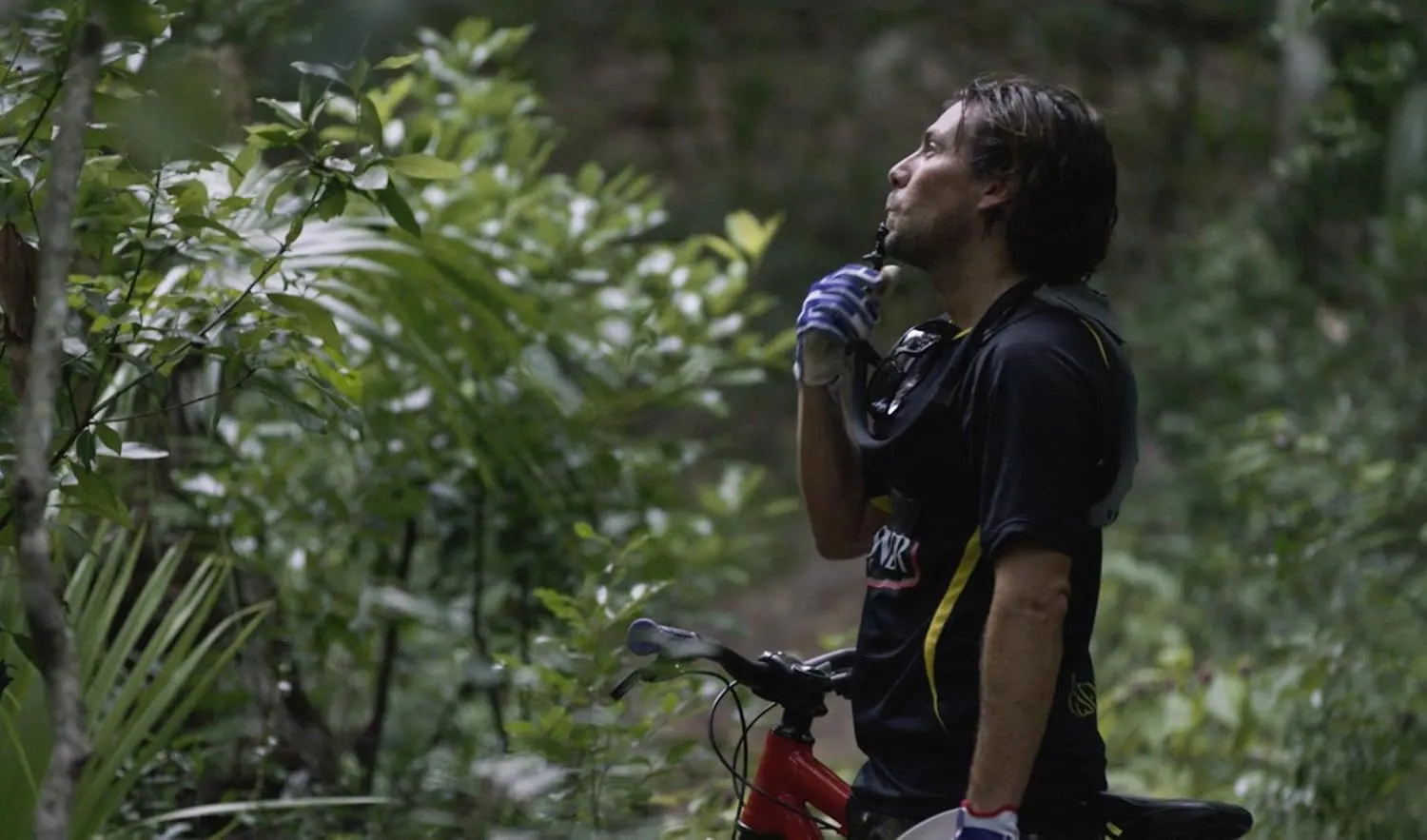 Lightweight, Form-fitting, Waterproof, Extreme Sports Hydration Pack