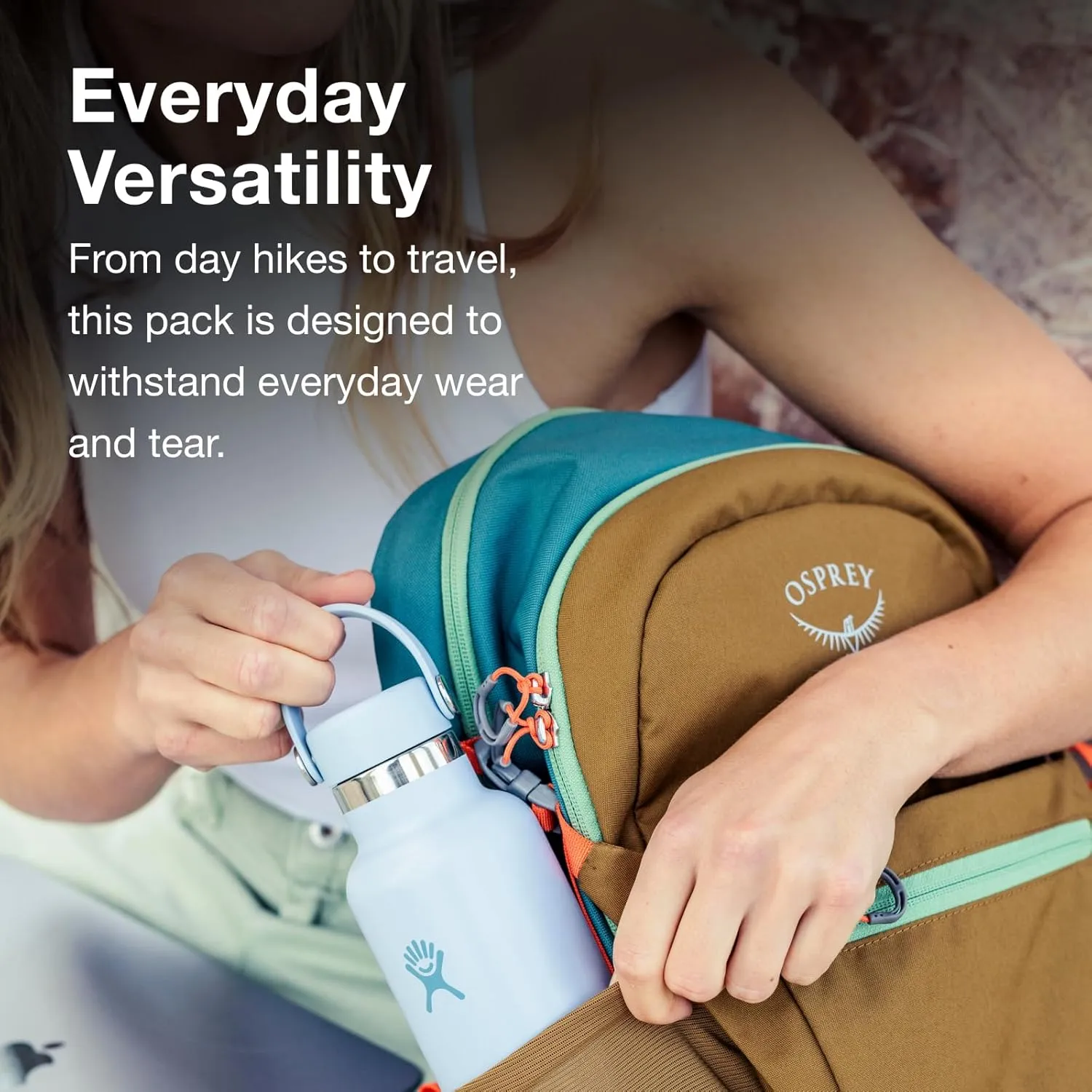 Osprey Daylite Plus Earth Commuter Backpack, Dark Charcoal/Blue Flame