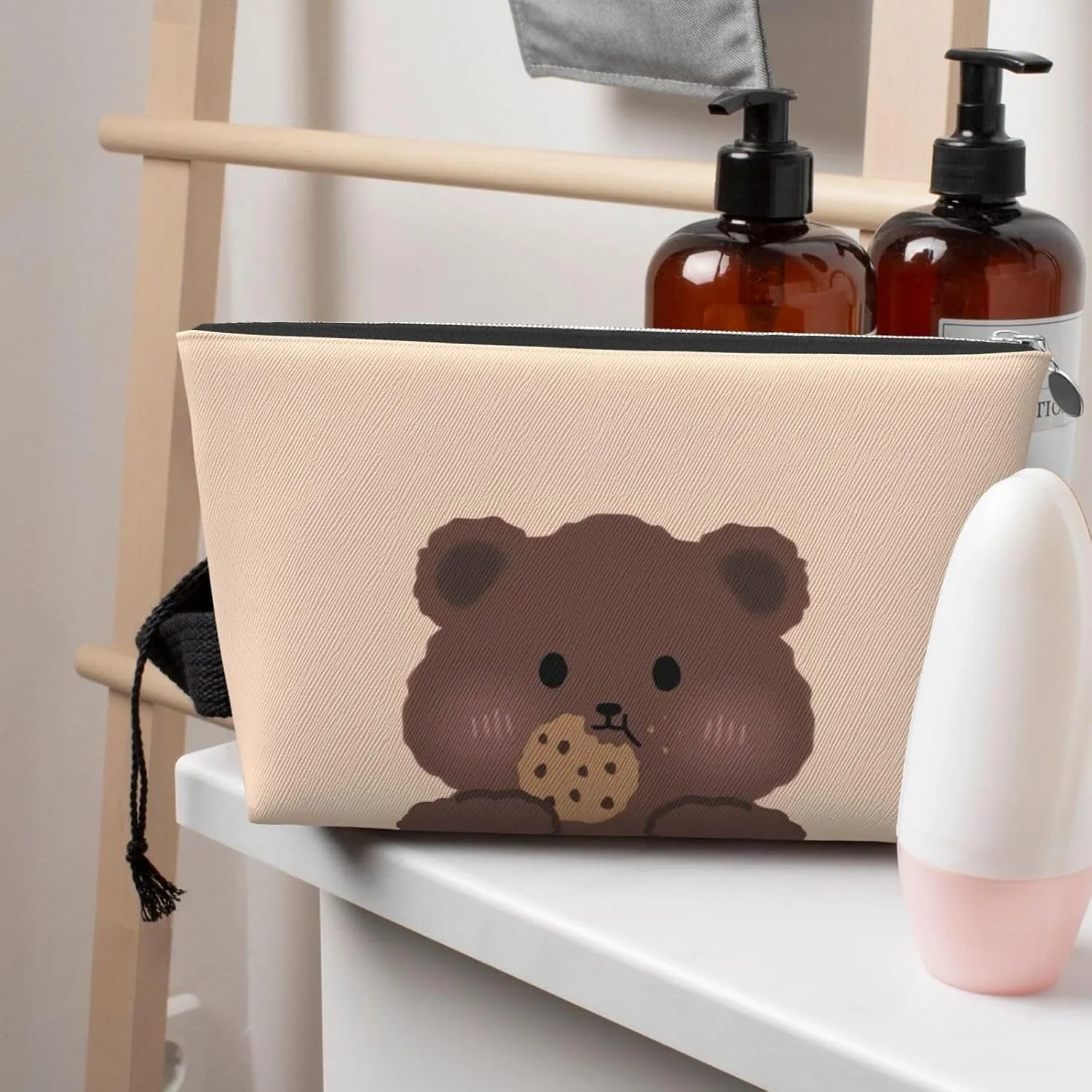 Portable Cosmetic Bag, Travel Zipper Pouch Small Makeup Bag Toiletry Organizer for Women - Cute Bear