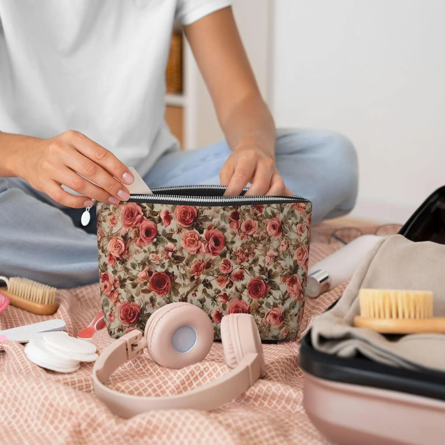 Portable Cosmetic Bag, Travel Zipper Pouch Small Makeup Bag Toiletry Organizer for Women - Pink Rose Flower