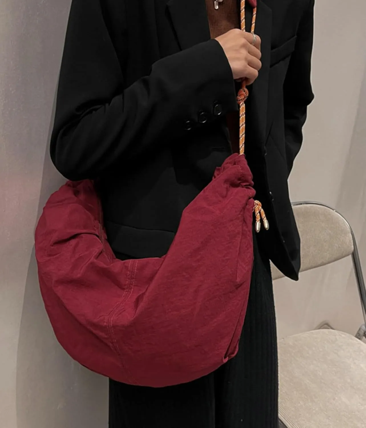 Puffy Tote Bag Unisex Cross Body Nylon Crescent Shoulder Purse Carry On Bag Travel Work Gym Handbag Winter