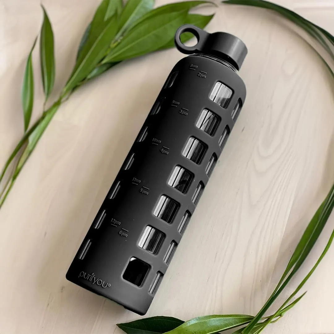 purifyou 40/32/22/12 oz Borosilicate Glass Water Bottles with Volume Markers, Silicone Sleeve, Stainless Steel Lid, Reusable Bottle for Water, Juice, Gym, and Fridge Storage (22oz Jet Black)