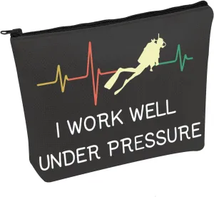 PWHAOO Scuba Diving Cosmetic Bag Scuba Diving Lover Gift I Work Well Under Pressure Make up Zipper Pouch Bag For Scuba Diver (I Work Well B)