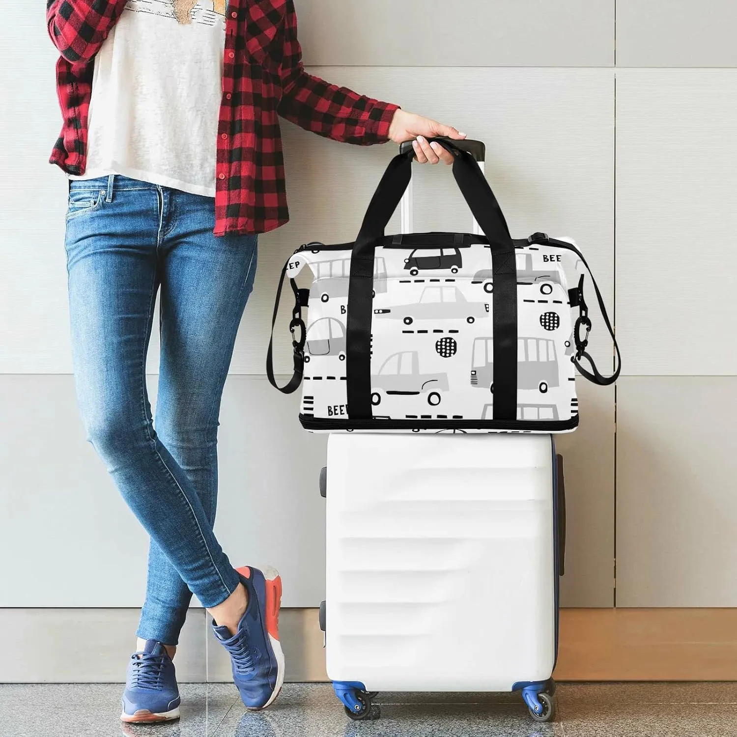 Seamless Black Cartoon Cars, Road Hatches, Zebra Crossing on White Foldable Travel Bag, Camping Luggage bag, Portable Gym Bag, Sports Bag, Toiletry Bag with Handles Adjustable Shoulder Strap
