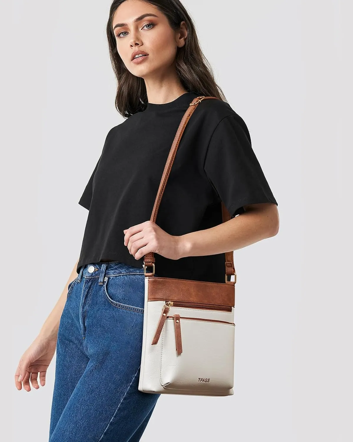Small Crossbody Bags for women,Soft Leather Cell Phone Purse Lightweight,Little Crossbody Purses Women Trendy with Card slots