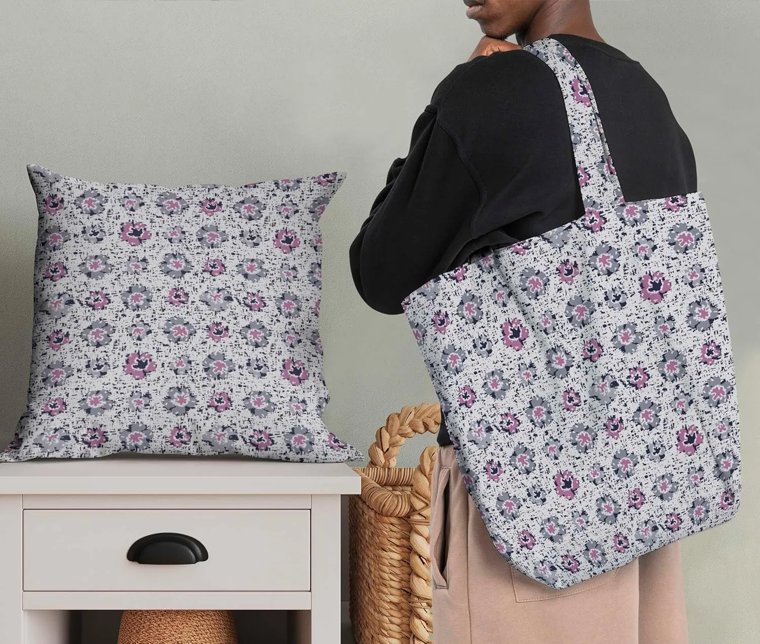Soimoi Florals Print - Gray, Canvas Fabric Material - 56 Inch Wide, 1 Yard, Unstitched Fabric for Upholstery, Bags, Workwear and Outdoor Gear.