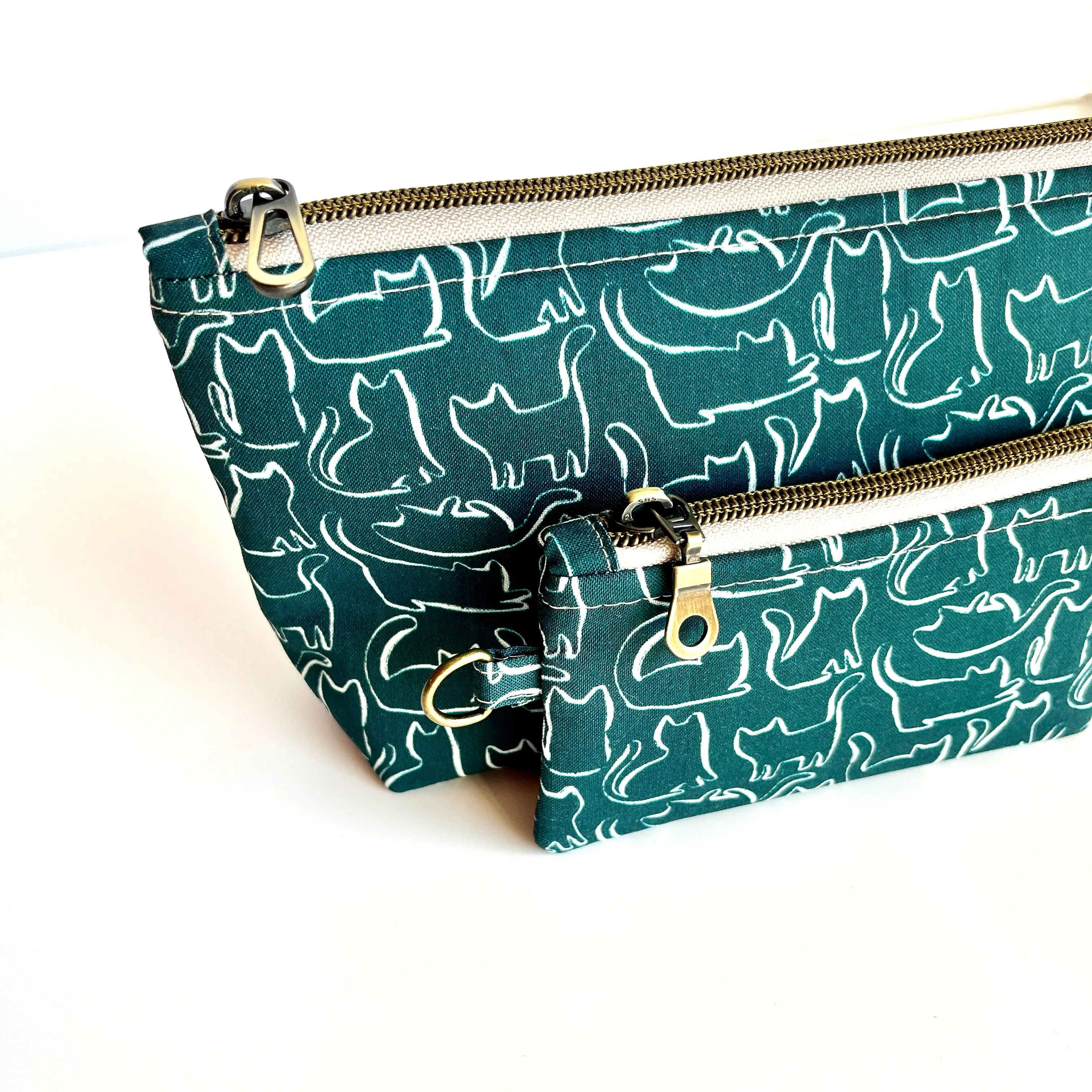 The Traveler Bag | Cats