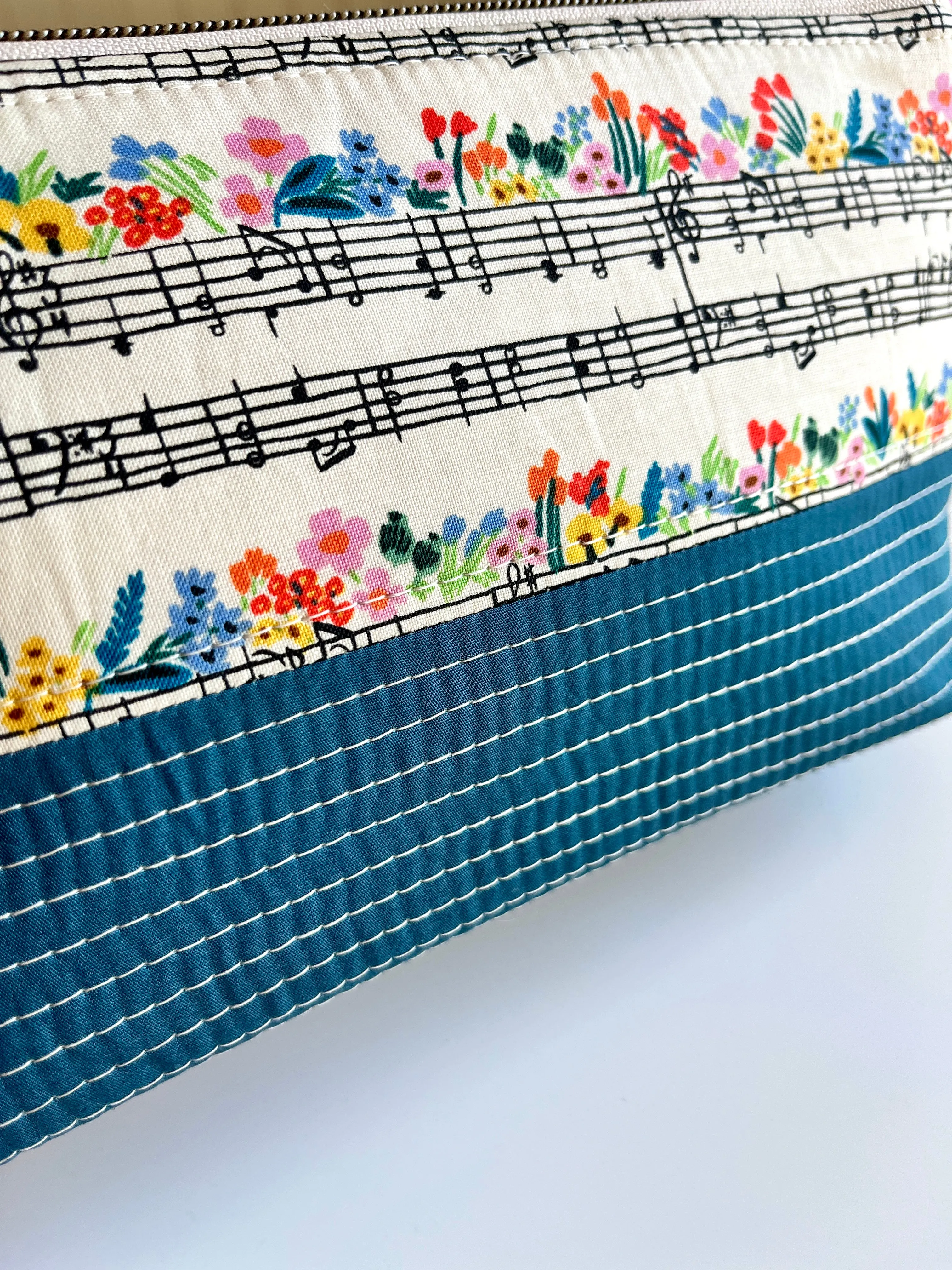 The Traveler Bag | Music Notes