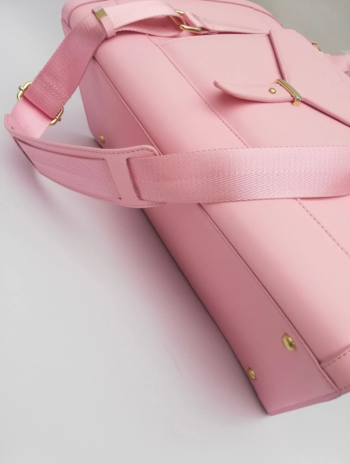 Travel Pretty Weekender Bag