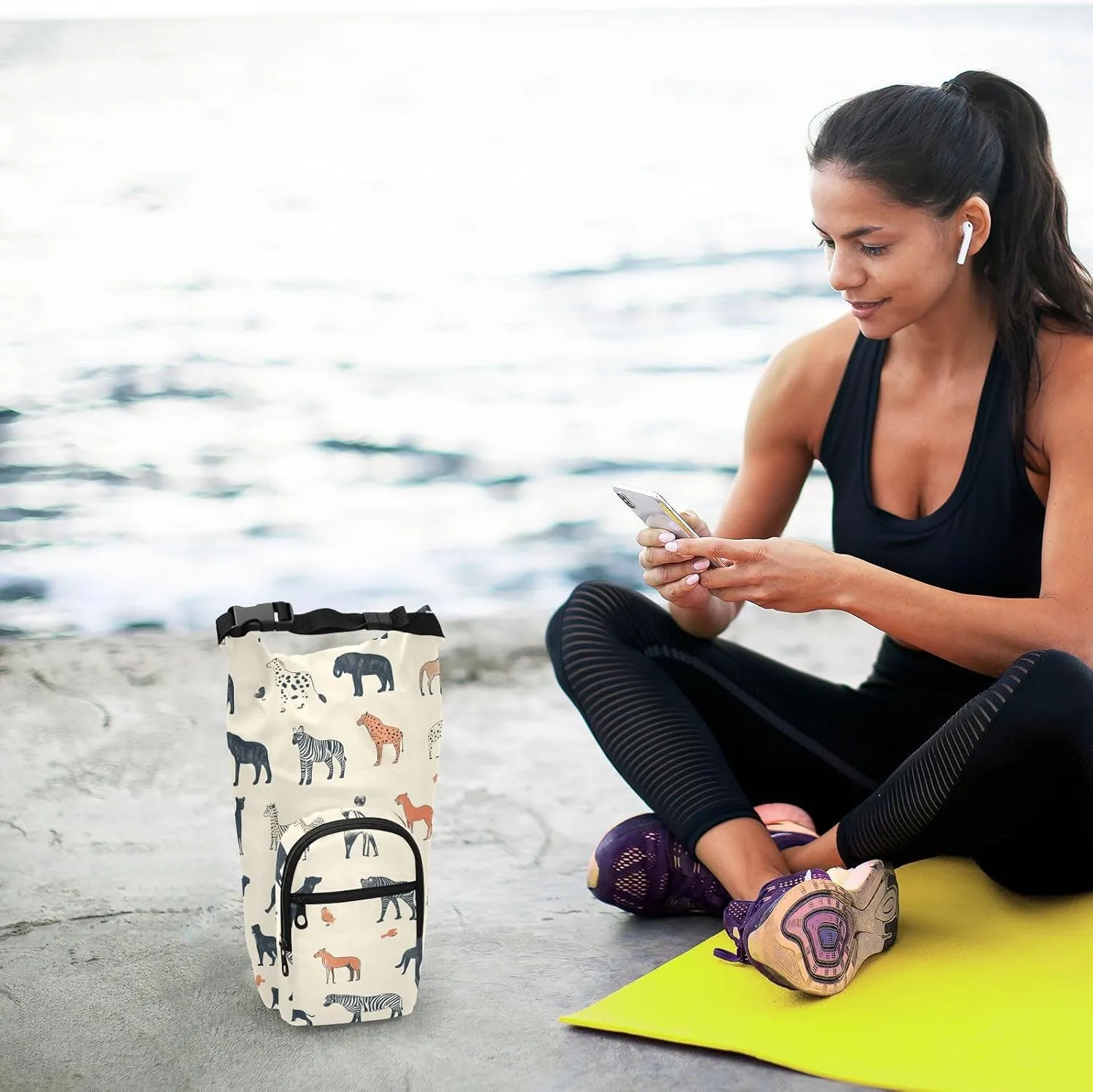 Versatile Insulated Water Bottle Bag, Fits 20oz-40oz Bottles, Lightweight & Adjustable for Commuting, Travel, Hiking & Outdoor Adventures, Primitive Totem (2)