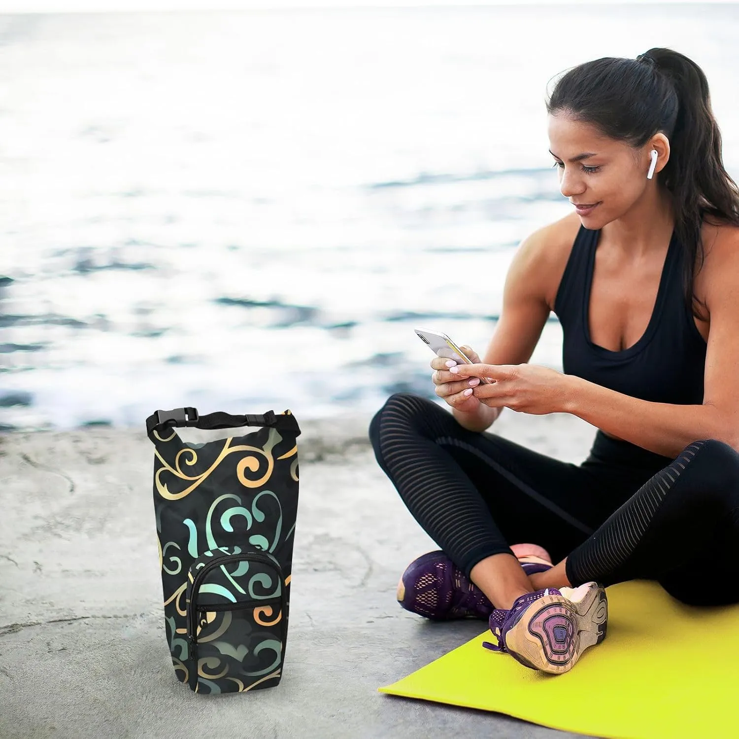 Versatile Insulated Water Bottle Bag, Fits 20oz-40oz Bottles, Lightweight & Adjustable for Commuting, Travel, Hiking & Outdoor Adventures, Reed Pattern (13)