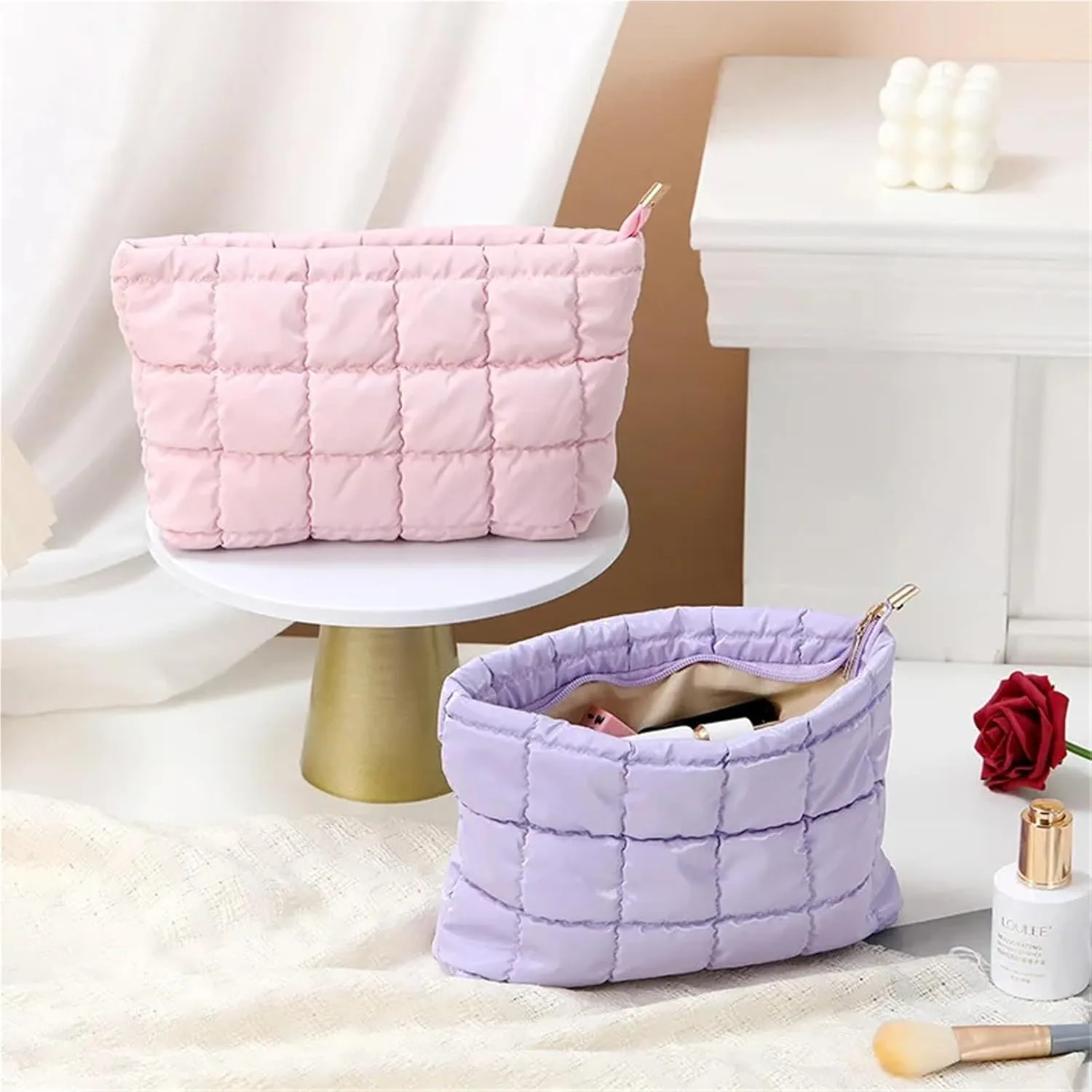 Women’s Stylish Cosmetic Handbag - Large Capacity Travel Makeup Organizer for Lipsticks and Essentials(Silver)